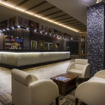 Lonicera & 5* Avsallar