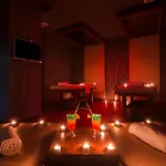 호텔 Lonicera & 5*