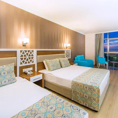 Hotel Lonicera & 5*