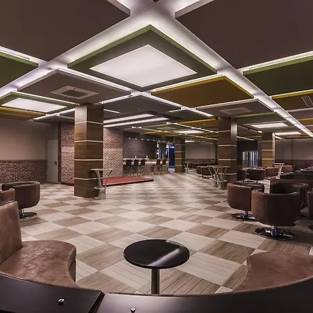 Hotel Lonicera & 5*