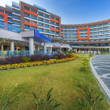 Hotel Lonicera &
