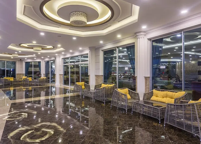 Lonicera & Hotel 5*