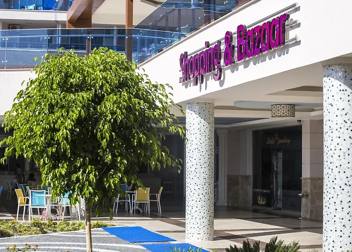 Lonicera & Hotel 5*